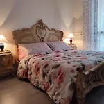 Isabella *