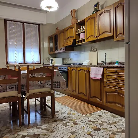 Isabella Apartment Spotorno